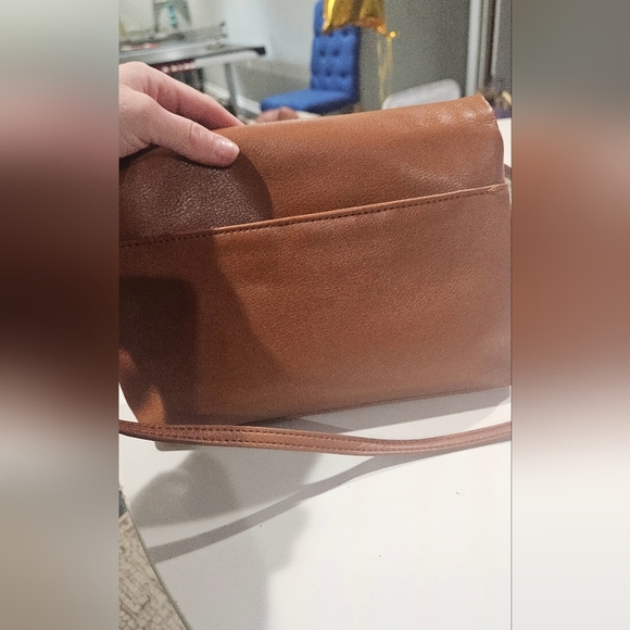 Elizabeth and James Tan and Black Crossbody Bag - Picture 13 of 16